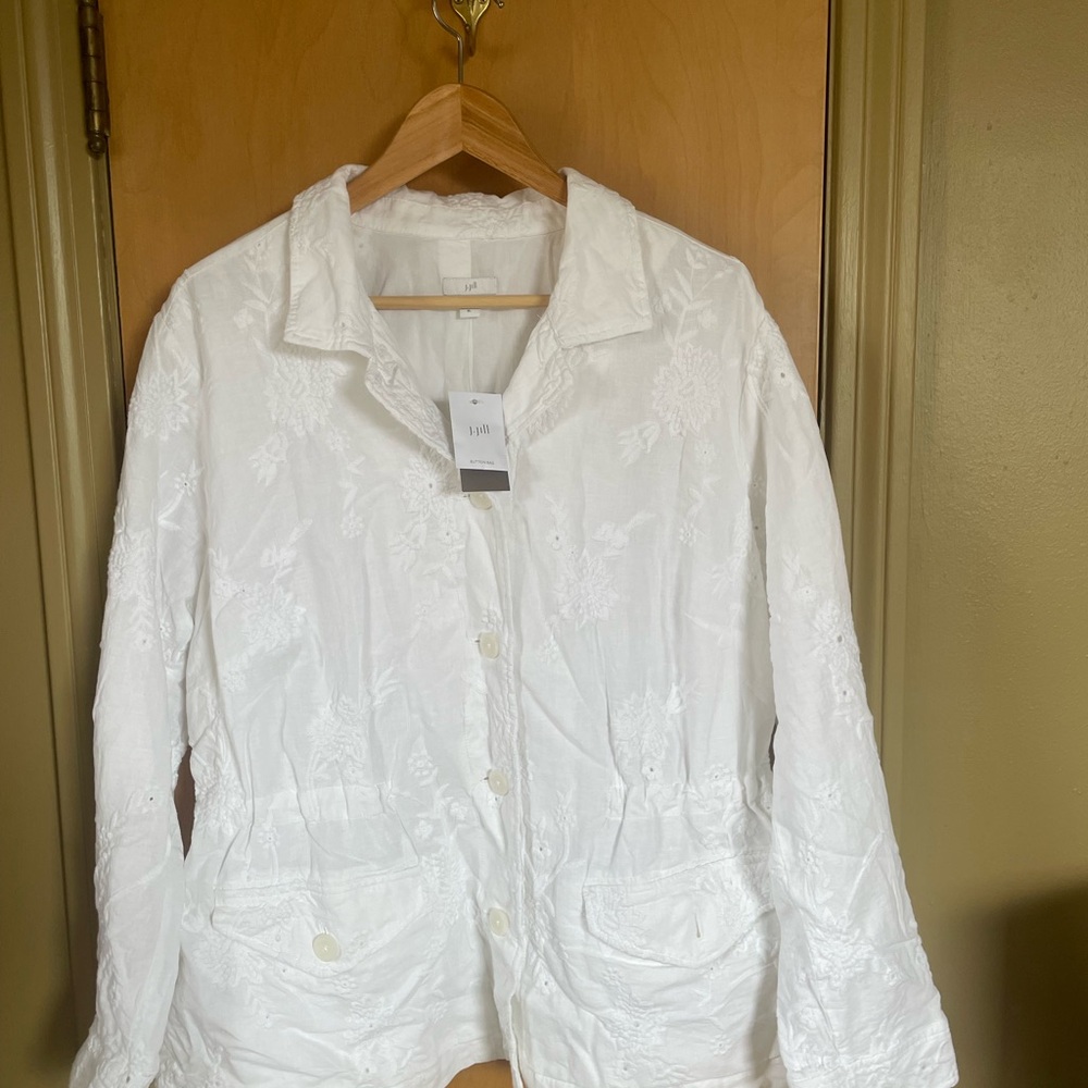J Jill White Utility Jacket with Relaxed Fit and Textured Fabric